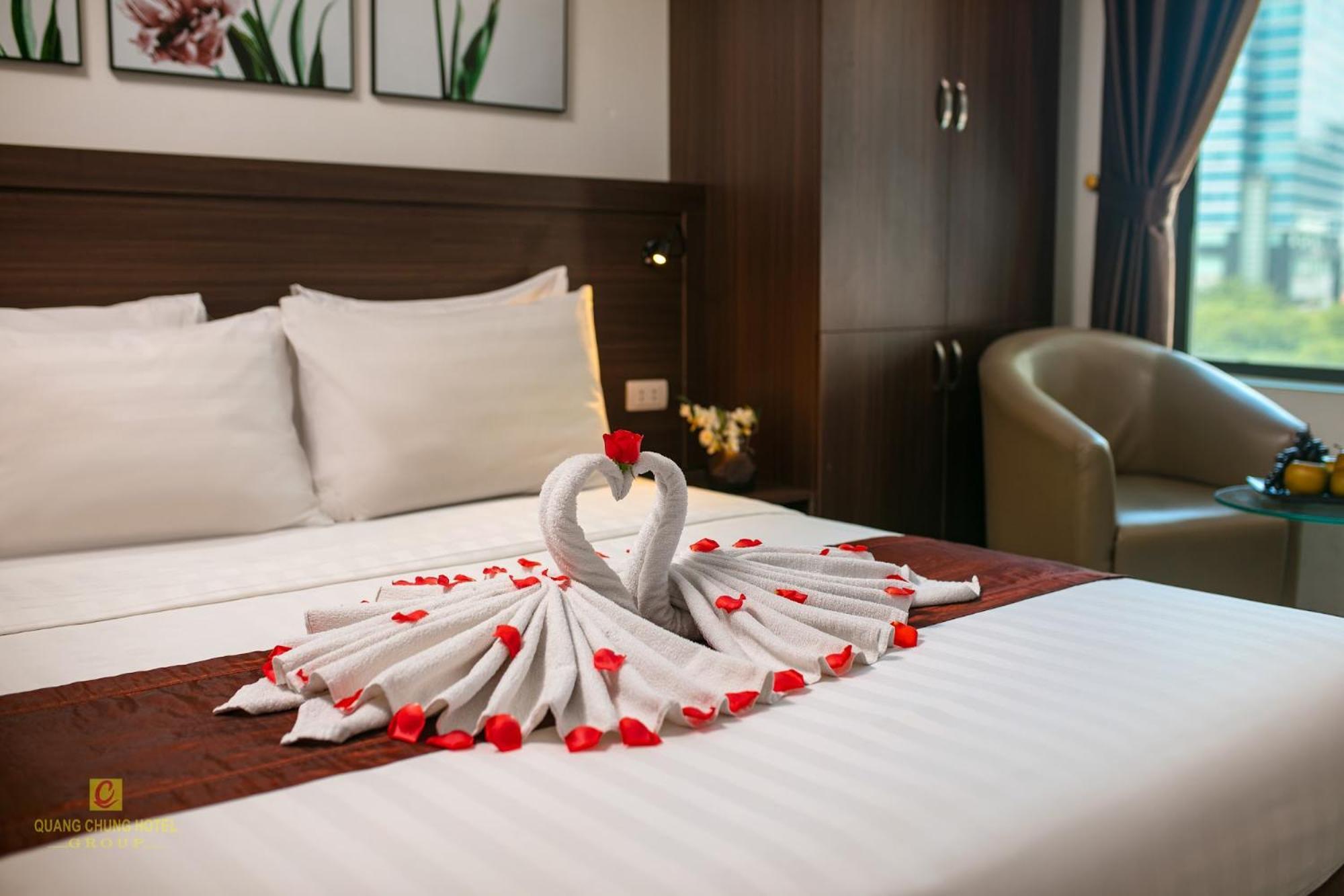 Nhan Hoa Hotel Ханой Экстерьер фото